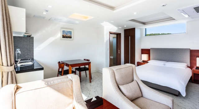 Ciel De Jeju Pool Villa & Resort, Забронировать Курортный отель Отели Согвипхо с парковкой, Парковка