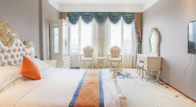 Люкс Fisher Island Holiday Hotel