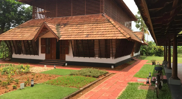 Kumarakom Heritage - Kumarakom, Varaa Hotelli Kumarakom 