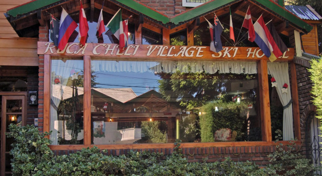 Ruca Cheli Village Ski Hotel