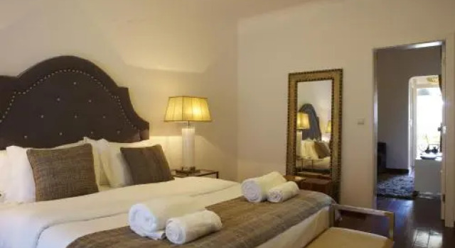 Cozy Apartment in Bairro Alto (Adults Only)