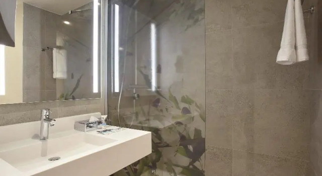 Номер Standard Mercure Paris la Défense Grande Arche