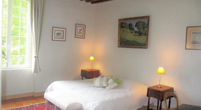 Bed & Breakfast Chateau Les Cèdres, Забронировать Отель  