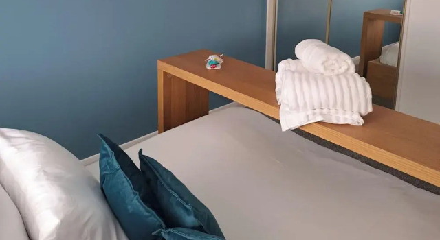 Apartment - Sleeps 4 - Pet Friendly - Parking, Prenota Appartamento Troon 