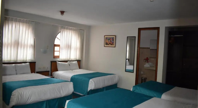 Habitación familiar Estándar Colonial Plaza Hotel