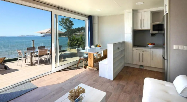 Camping Bayona Playa, Buchen Sie Campingplatz Hotels in Galicien mit Pool, Schwimmbad