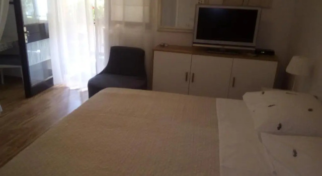 Студия Apartments Maris