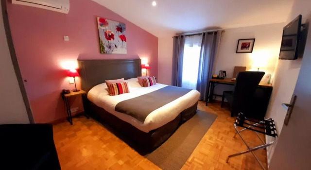 Logis Hôtel Fabian des Baux, Забронировать Отель Ле-Бо-де-Прованс Альпий