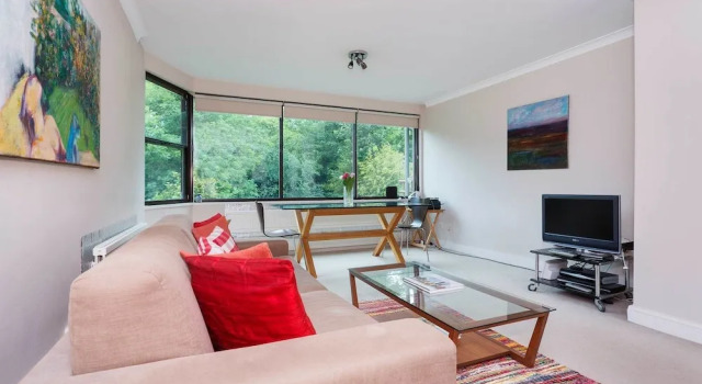 Peaceful in Primrose Hill, Забронировать Отель Отели Лондона 3 звезды, рядом с Театр Roundhouse, 3*