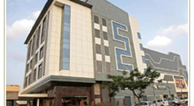 Hotel Crystal Park, Забронировать Отель Отели штата Раджастхана с парковкой, Парковка