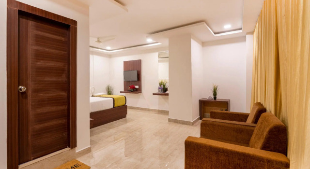 Полулюкс Hotel Rainbow Tower Shamshabad Airport Zone