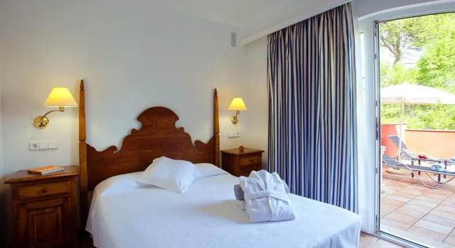 Одноместный номер Superior Hotel Cala Sant Vicenç