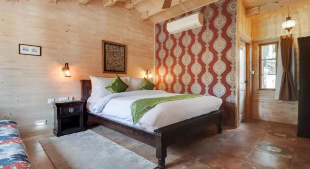 Номер Deluxe Treebo Premium Blue Mountain Resort with Swimming Pool