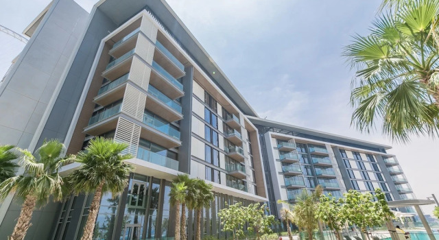 Driven Holiday Homes-Blue Waters Building4, Забронировать Отель Отели Эмирата Дубая с парковкой, рядом с Jumeirah Beach Residence Tram Station 2, Парковка