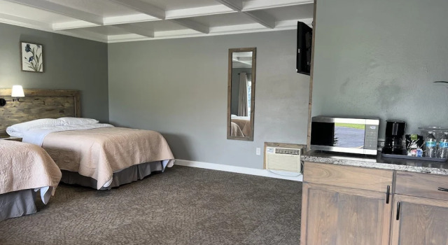 Номер Deluxe BlueGem Motel