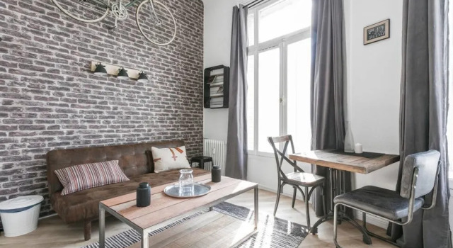 Colombet Stay's - Cours Gambetta Atelier 11, Забронировать Отель Монпелье Hérault, рядом с Торговая палата Hôtel Saint-Côme