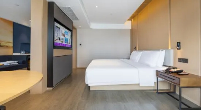 Люкс Superior Mecure Zhuhai Lovers Road Beach Swimming Pool
