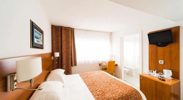 Одноместный номер Standard Mercure Saint Raphael Centre Plage