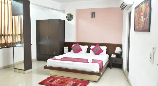 Люкс FabHotel Grand Port View