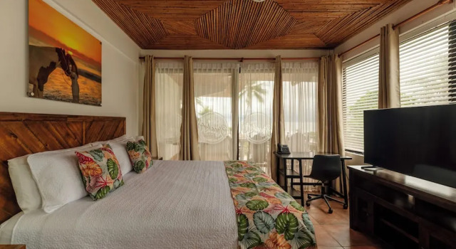 Полулюкс Jaco Laguna Resort & Beach Club