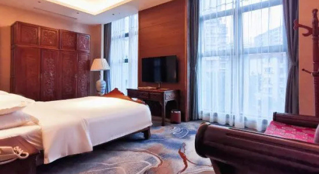 Люкс Business Taoran Zhongzhou Guobin Hotel