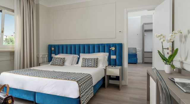 Семейный люкс Hotel Michelangelo