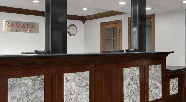 SureStay Hotel by Best Western Cedar Rapids, Buchen Sie Hotel Hotels in Cedar Rapids mit Pool, Schwimmbad