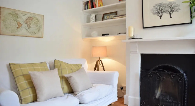 Beautiful 3 Bedroom House Close to City Centre
