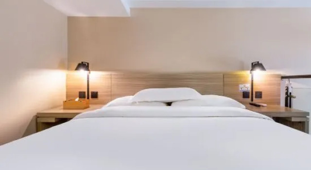 Люкс Business Lucheng Hotel