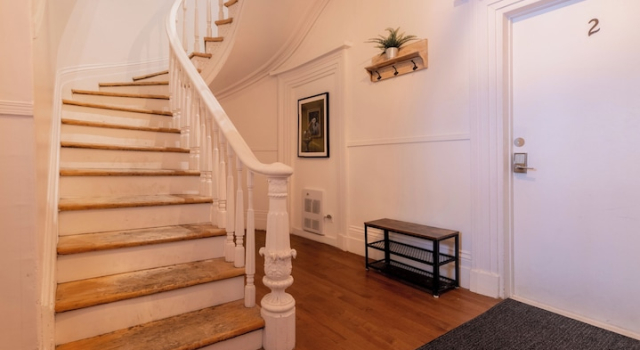 Remparts 2 Bed w Private terrace & sauna, Забронировать Отель Квебек Quebec city and area, рядом с Place d Youville