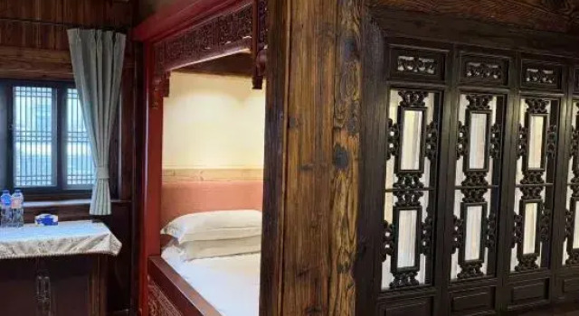 Люкс Classic Floral Hotel·Hongcun to Yantang hotel