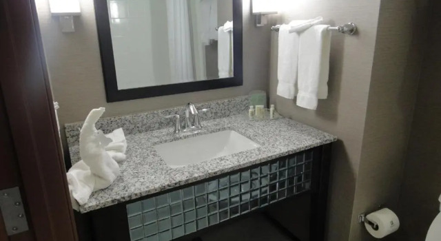 Люкс Holiday Inn & Suites San Antonio Northwest by IHG