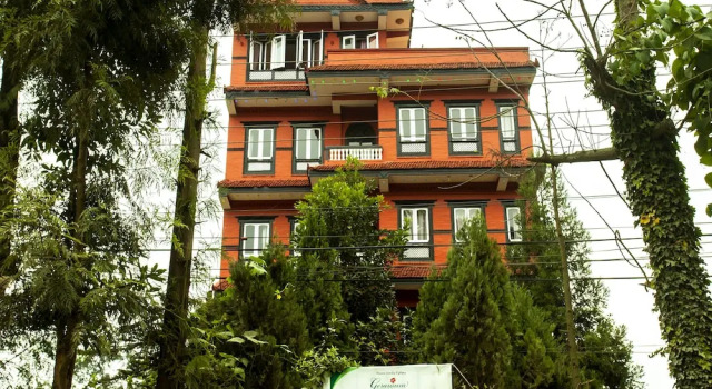 OYO 205 Hotel Geranium, Забронировать Отель Отели Дхуликхел с завтраком, Завтраки