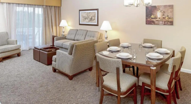 Люкс Цокольный этаж с 2 комнатами Hilton Vacation Club The Historic Powhatan Williamsburg
