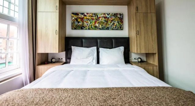 Двухместный номер Deluxe с балконом Hotel Inn Naeldwyk-Torenburg
