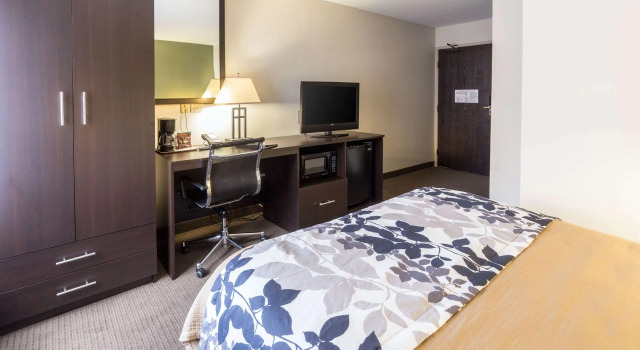 Sky Harbor Airport Inn, Забронировать Отель Финикс 