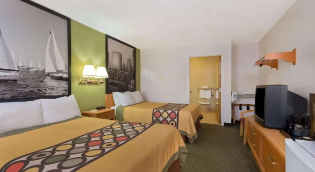Номер Superior Super 8 by Wyndham Huntersville/Charlotte Area