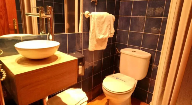 Двухместный номер Standard Isis de Cuenca Alojamiento Superior especial para Moteros con Piscina