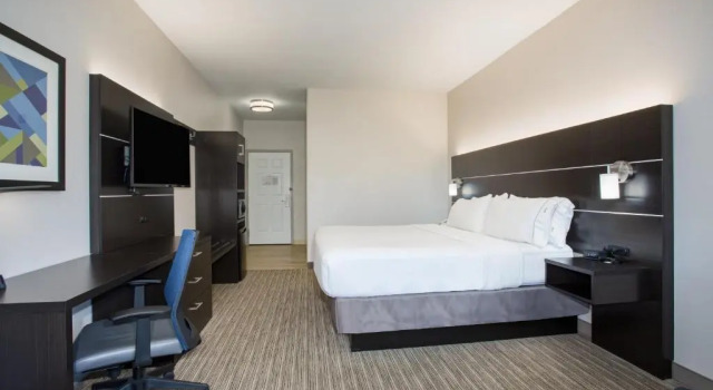 Run of House Holiday Inn Express & Suites Ft Collins by IHG