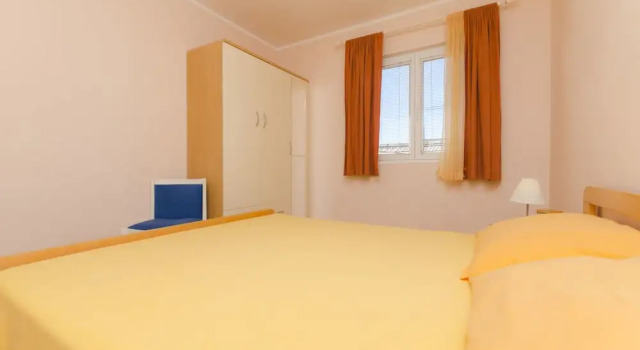 Apartments Vili, Забронировать Апартаменты/квартира Водице Шибенско-Книнская жупания, рядом с Пляж Хексагон