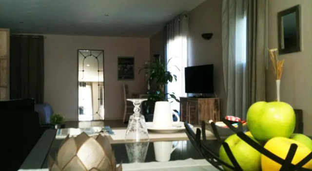 Home Suite Avenue, Rezerwuj Apartament Hotele w Charente-Maritime z parkingiem, Parking