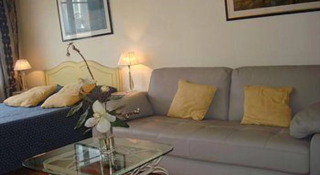 Studio Apartments rue de la Harpe, Забронировать Апартаменты/квартира Париж Иль-де-Франс, рядом с Лувр — Риволи