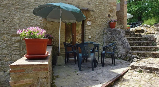 Podere Il Vecchio Mulino, Buchen Sie Hotel Hotels in Elsa-Tal mit Parkplatz, Parkplätze