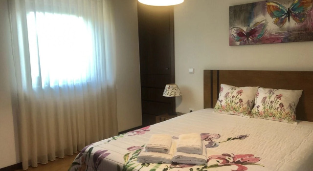 House w Pool and Games Room, P. Varzim by Izibookings, Rezerwuj Hotel Póvoa de Varzim Porto