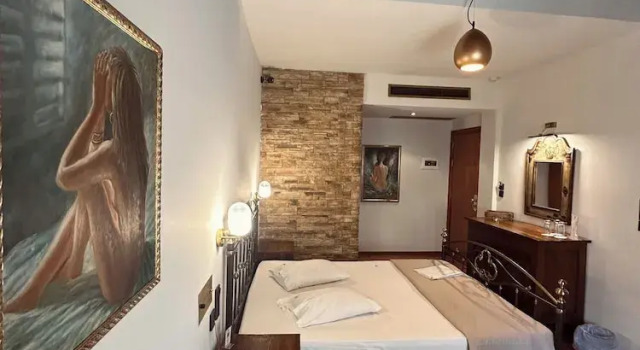 Трёхместный номер Deluxe Alfa Hotel