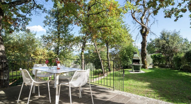 Scenic Farmhouse in Poppi With Swimming Pool