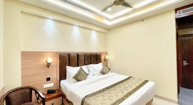 Одноместный номер Deluxe Hotel Mantavya - Varanasi near Temple