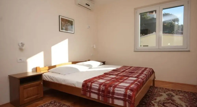 Villa Vojnović, Buchen Sie Ferienwohnung Hotels in Gespanschaft Split-Dalmatien mit Pool, Schwimmbad