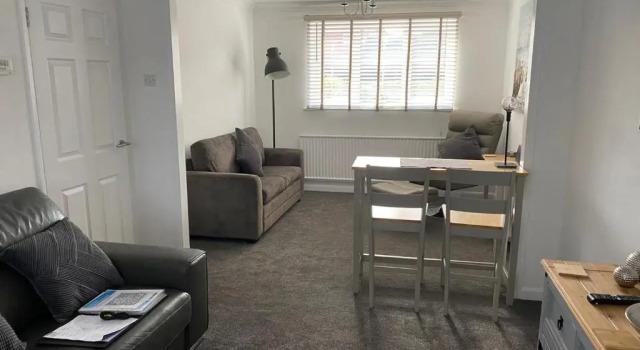 Riverside Park Ground Floor Apt 1 BR Parking St Neots, Забронировать Отель Отели Англии 3 звезды, 3*