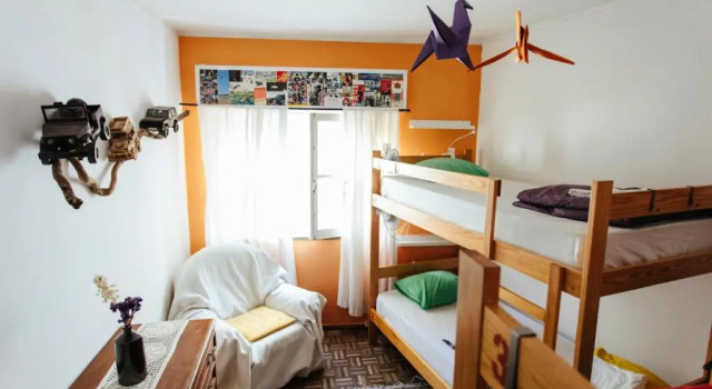 Кровать в общем номере (женский номер) Olive Hostel Lagos